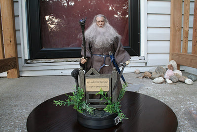 Collecting The Precious – Asmus Toys Gandalf the Grey Crown Series Unboxing and Review